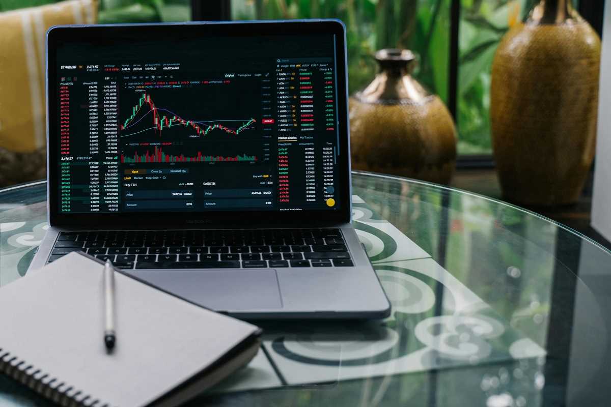 Real-Time Data Analytics Tools Boosting SMB Growth
